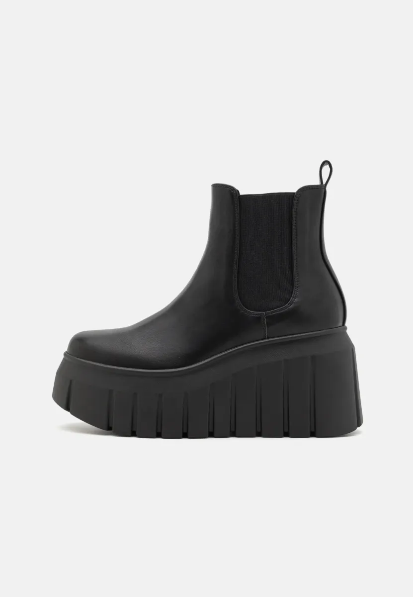 Plateaustiefelette - black
