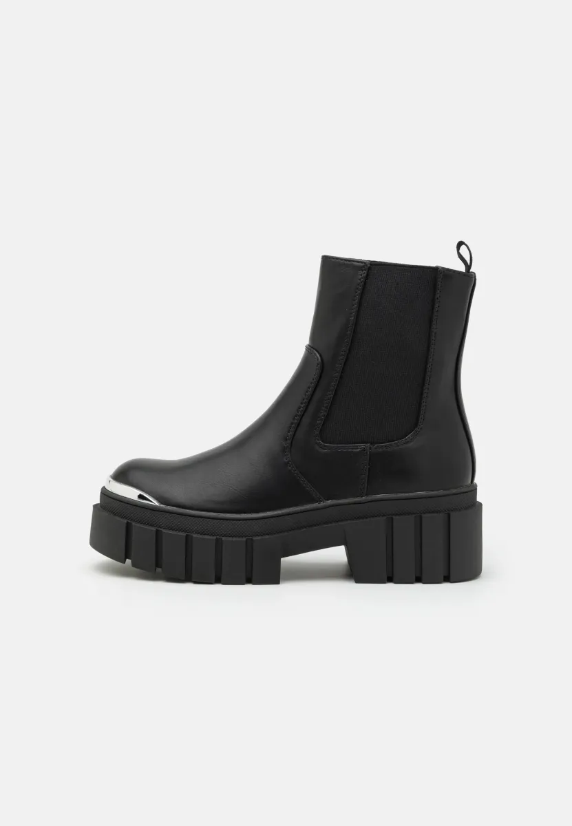 Plateaustiefelette - black