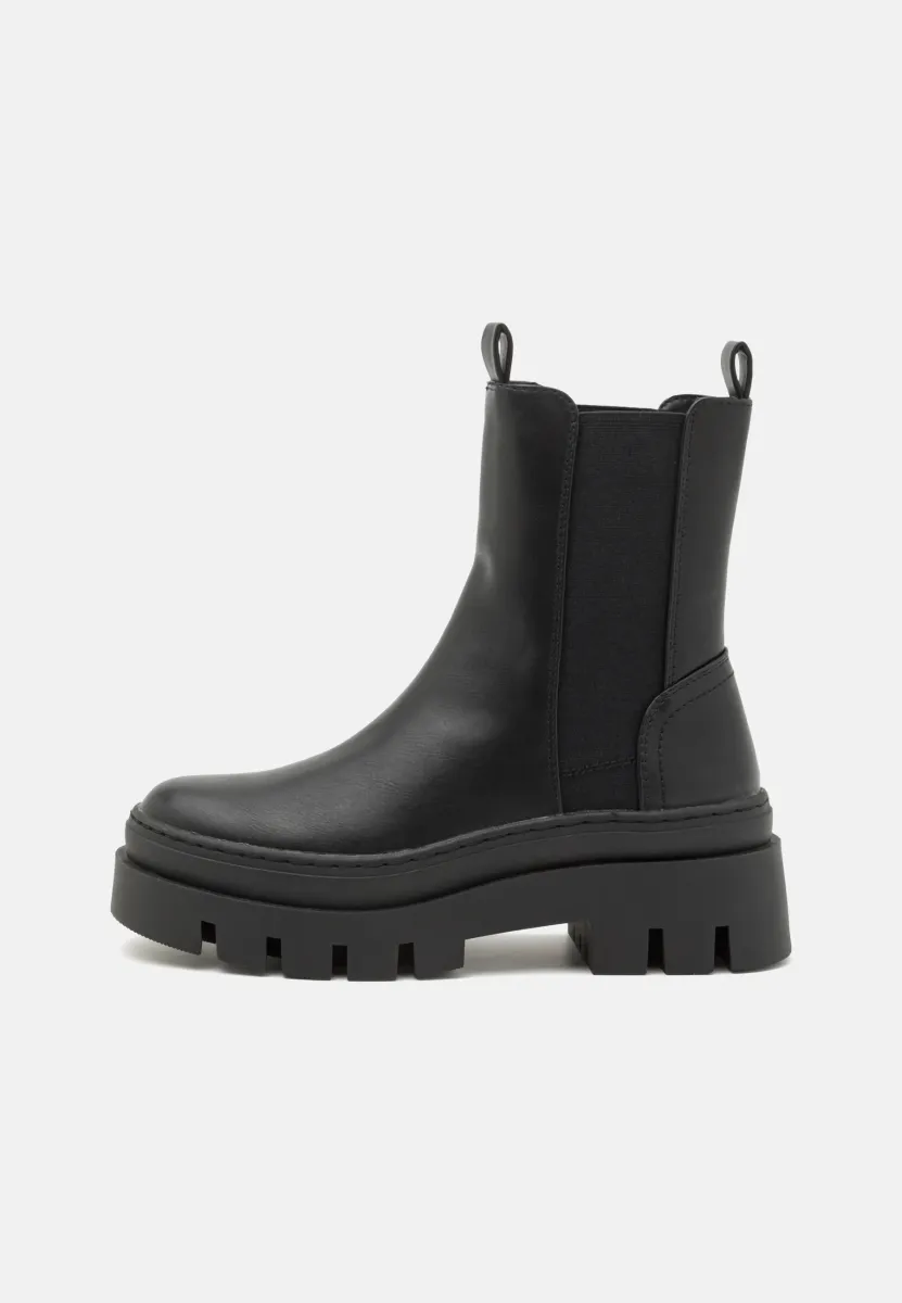 Plateaustiefelette - black