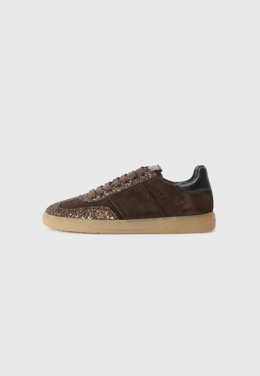 POP - Sneaker low - pepe/sohle honig