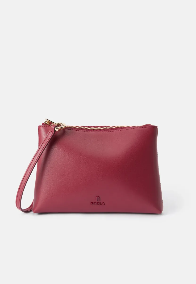 POUCH - Clutch - ciliegia