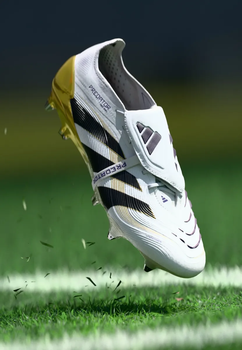 PREDATOR ELITE FOLD-OVER TONGUE SOFT GROUND FOOTBALL BOOTS - Fußballschuhe für festen Untergrund - footwear white/core black/gold metallic