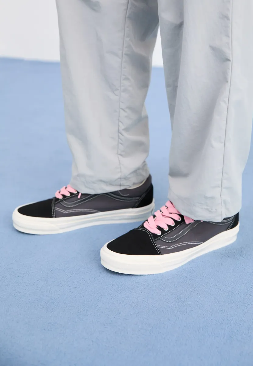 PREMIUM OLD SKOOL UNISEX - Sneaker low - pop lace black/gray