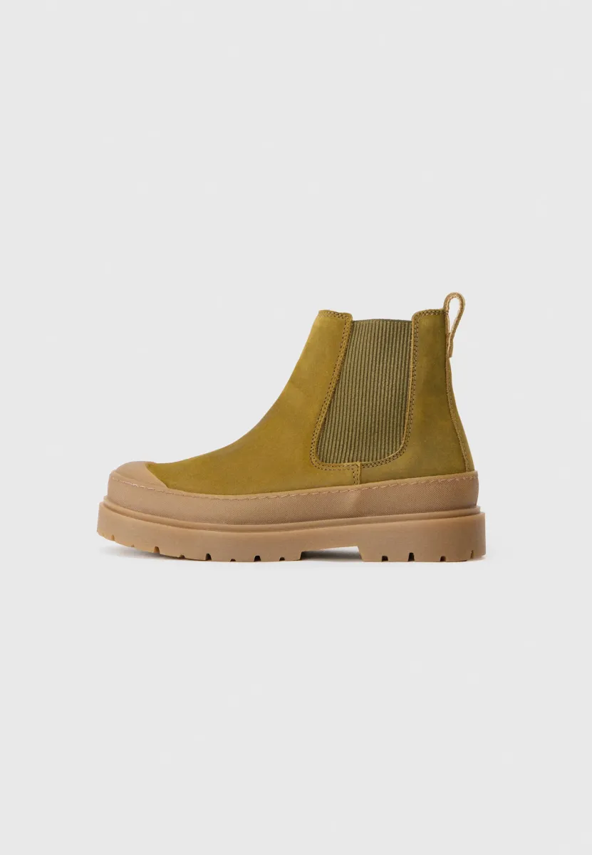 PRESCOTT SLIP ON W LENB PINE GREENS - NARROW - Stiefelette - pine green