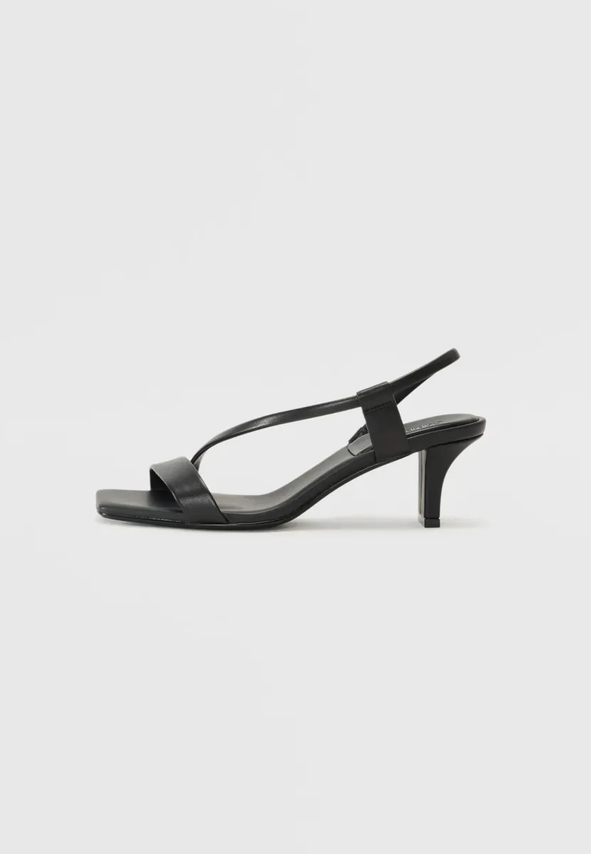 Pumps - black