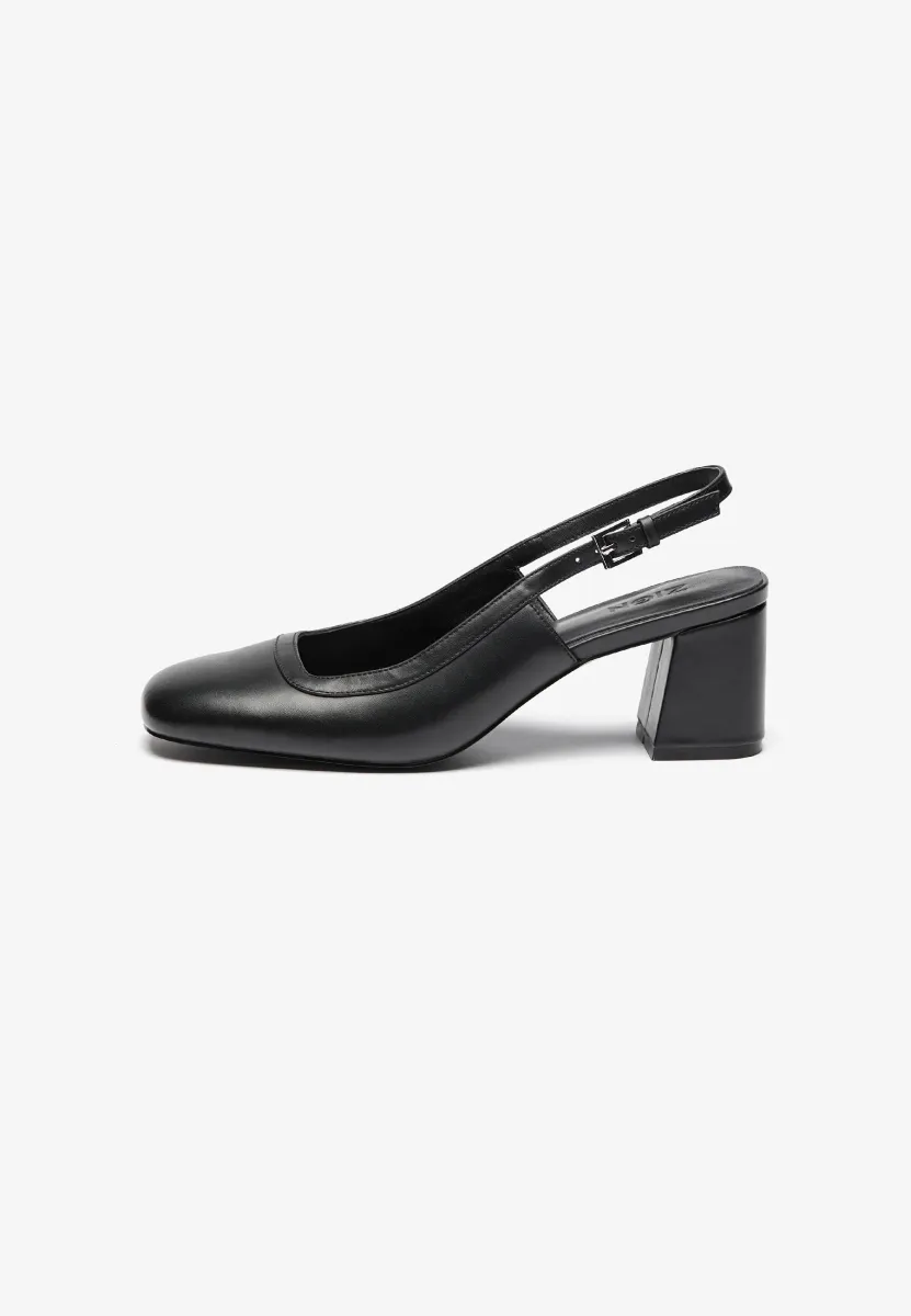 Pumps - black