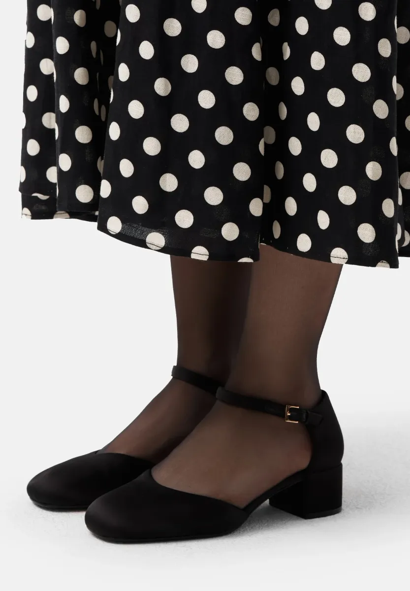 Pumps - black