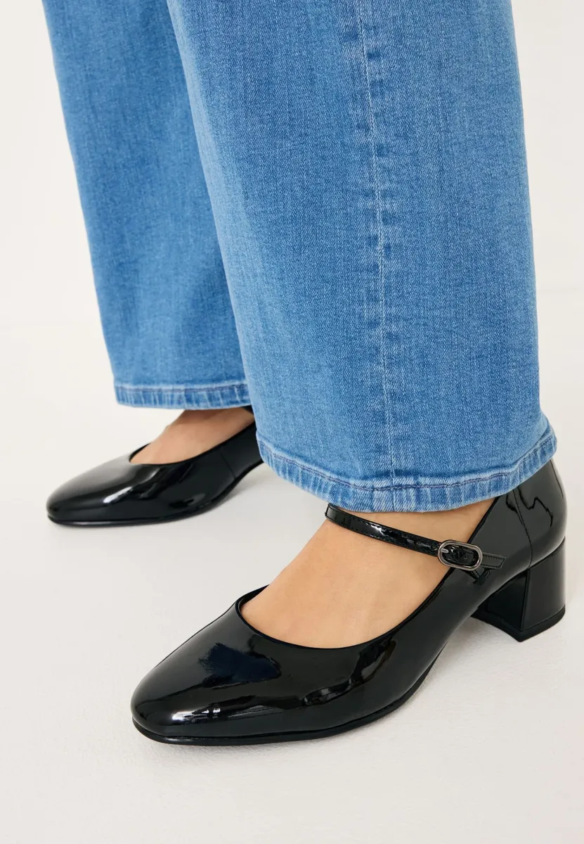 Pumps - black