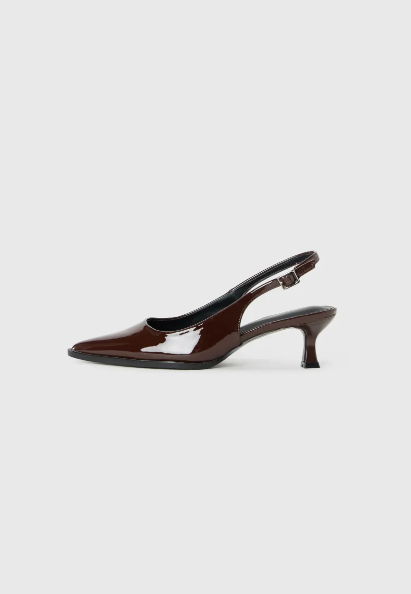 Pumps - dark brown