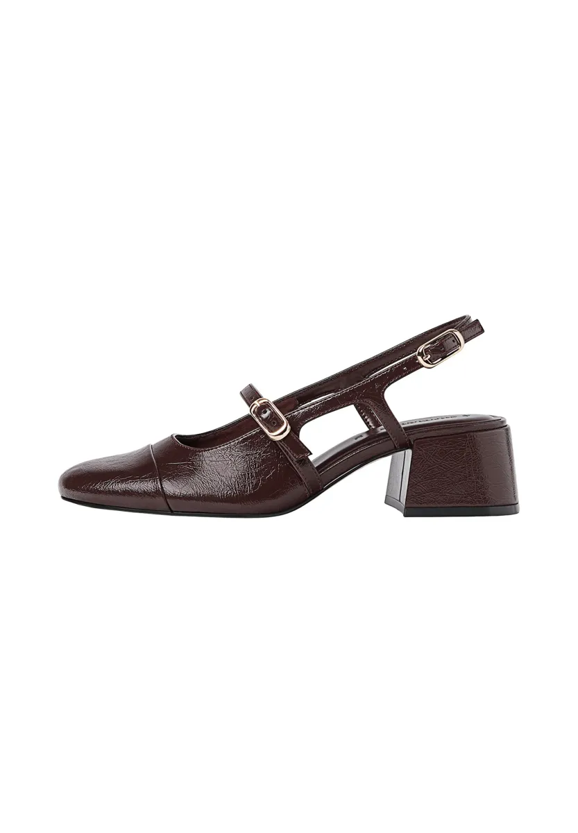 Pumps - dark red
