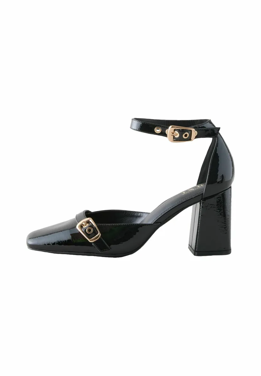 Pumps - new black