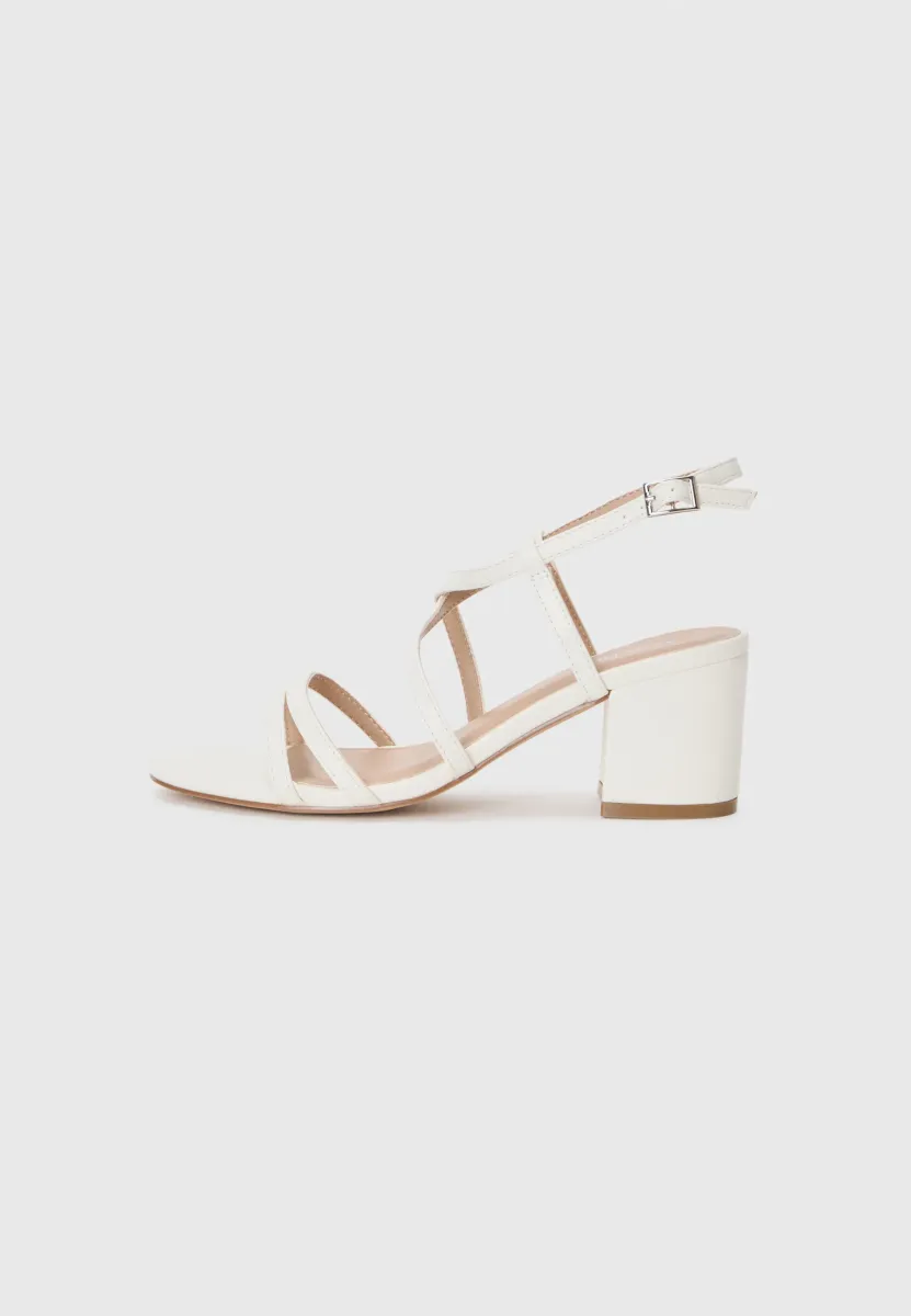 Pumps - off white