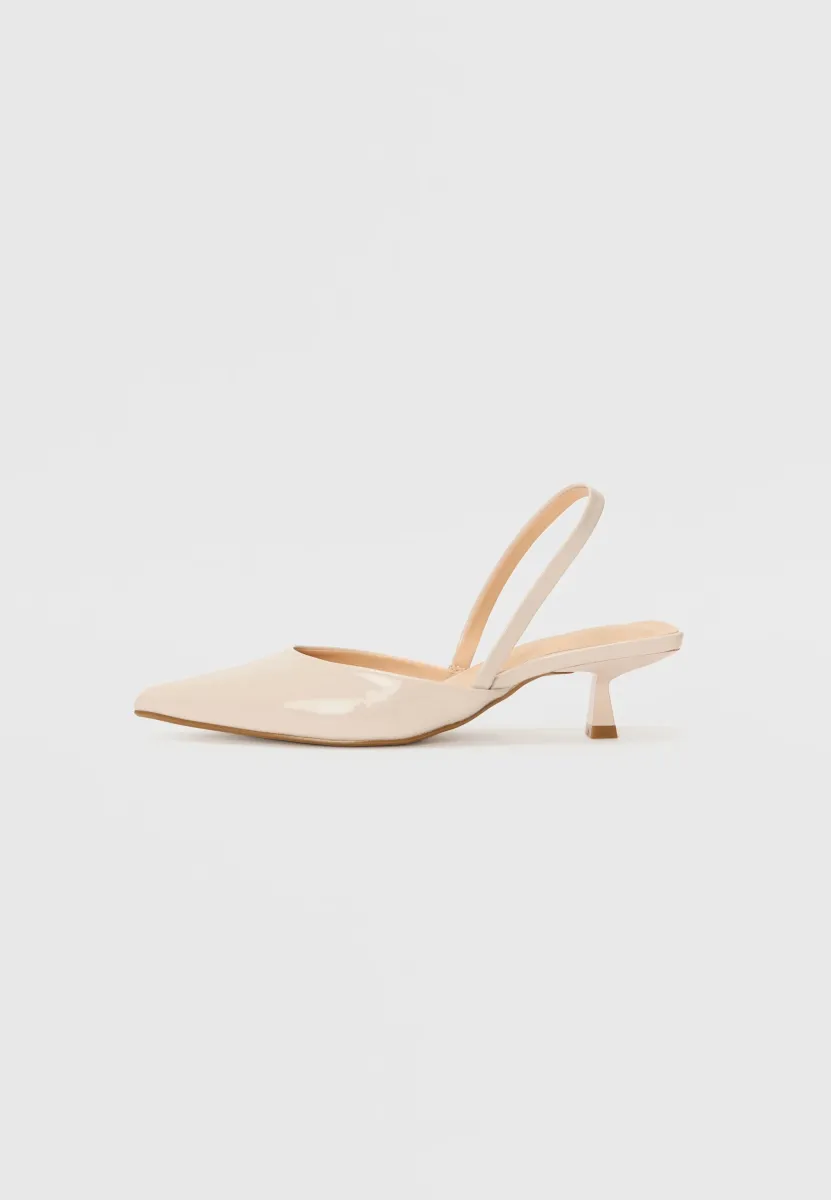 Pumps - patent/offwhite