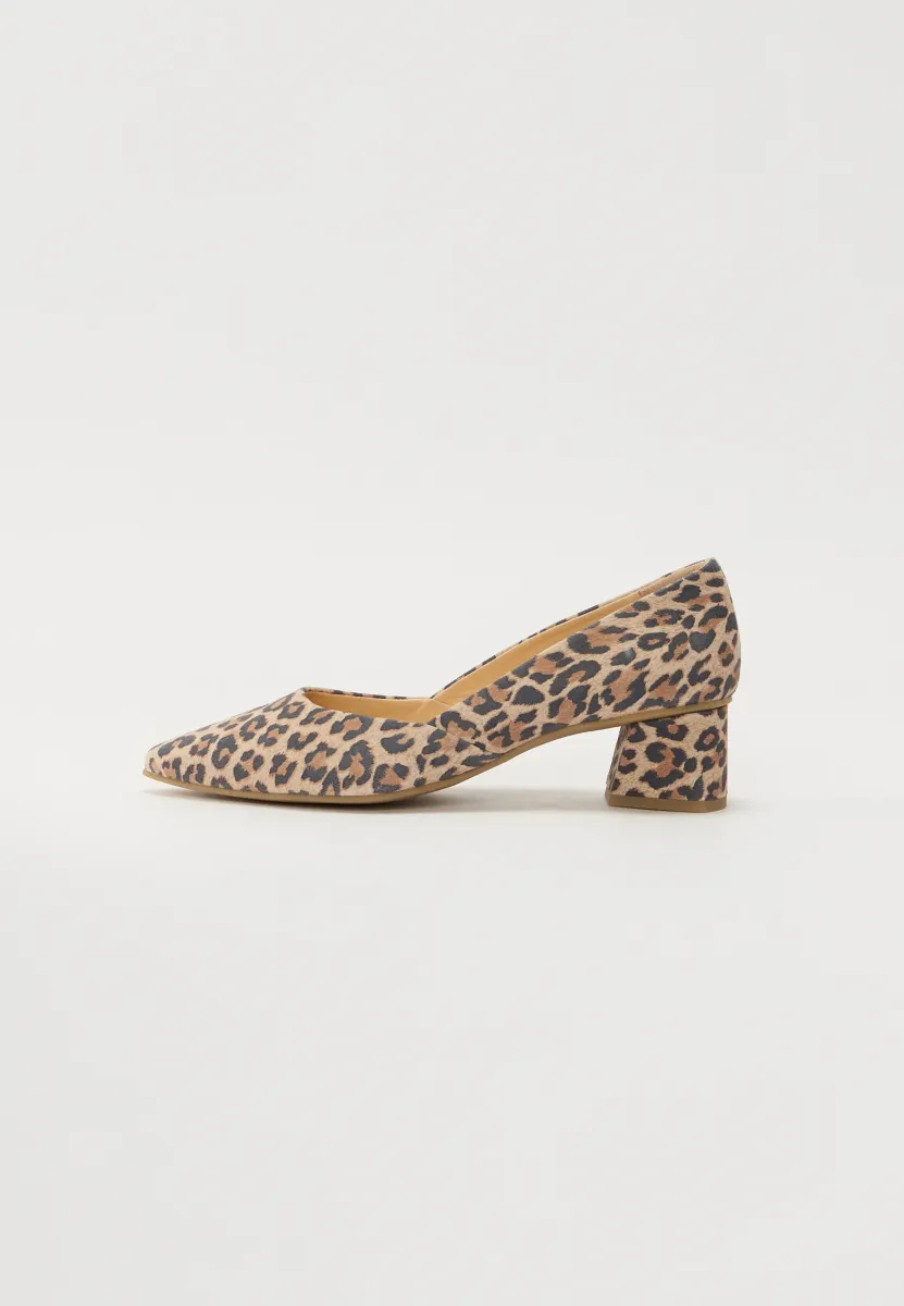 Pumps - sand/black