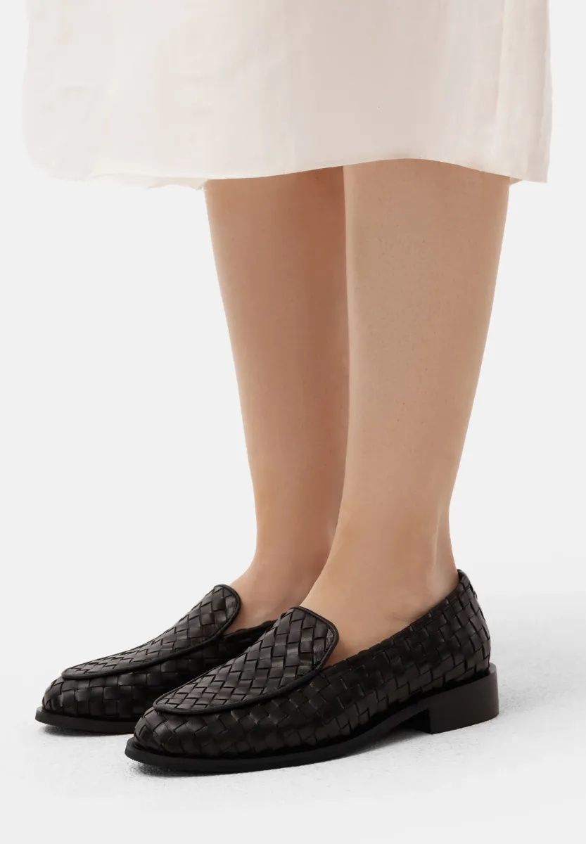 PURE CLASSIC - Slipper - black