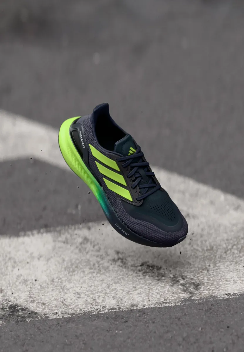PUREBOOST 5 - Laufschuh Straße - aurora ink/lucid lemon/grey strata