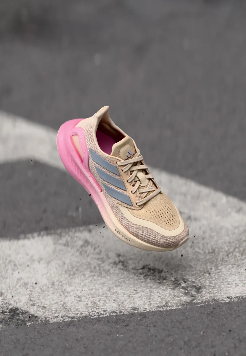 PUREBOOST 5 - Laufschuh Straße - powder coral/grey/lucid pink