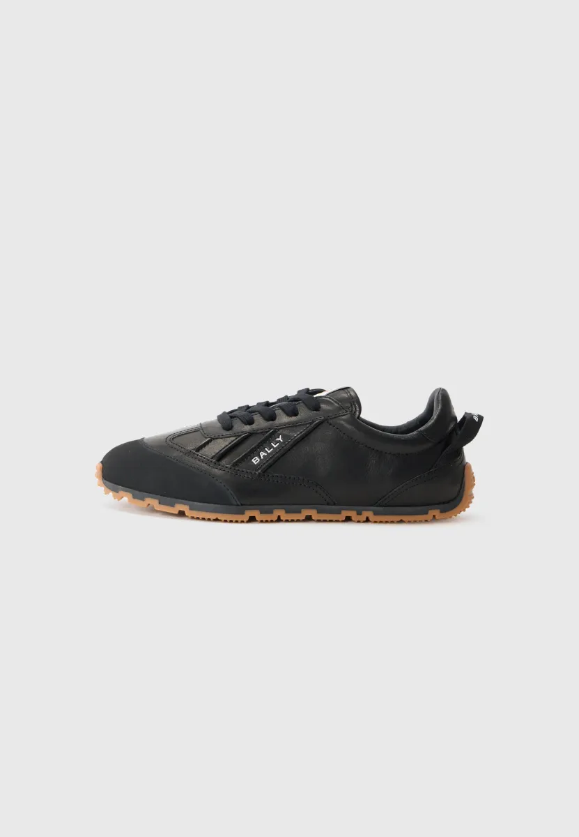 QUARR - Sneaker low - black