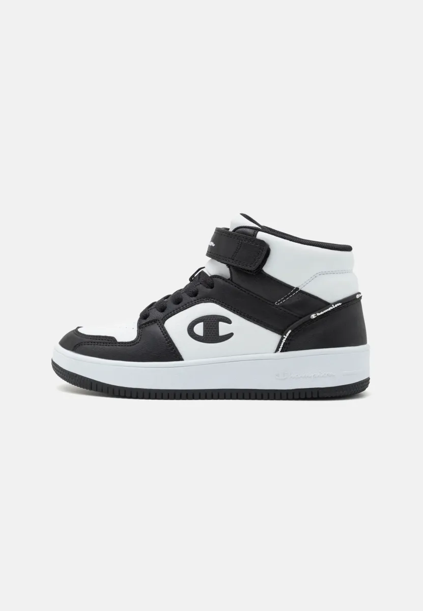 RD18 2.0 MID B GS UNISEX - Basketballschuh - white/black
