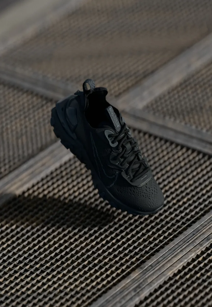 REACT VISION - Sneaker low - black/anthracite
