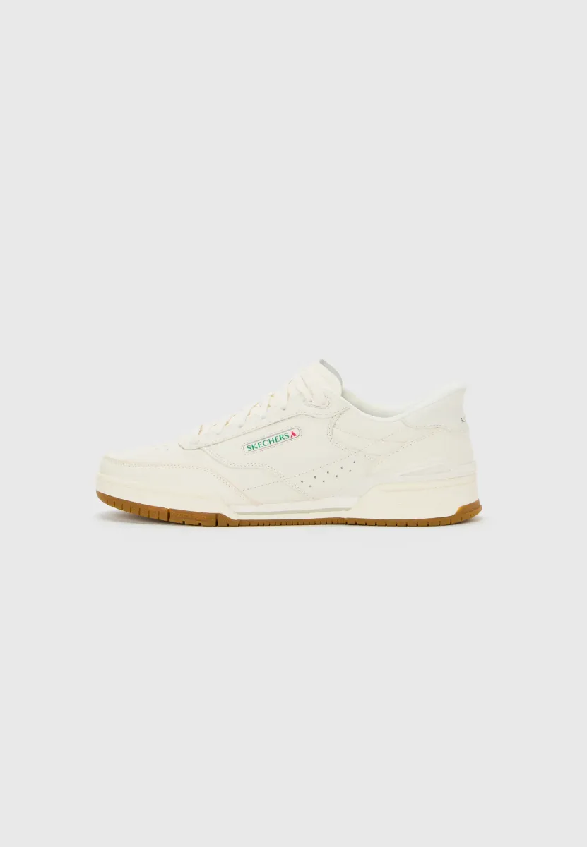 RECOIL - Sneaker low - white