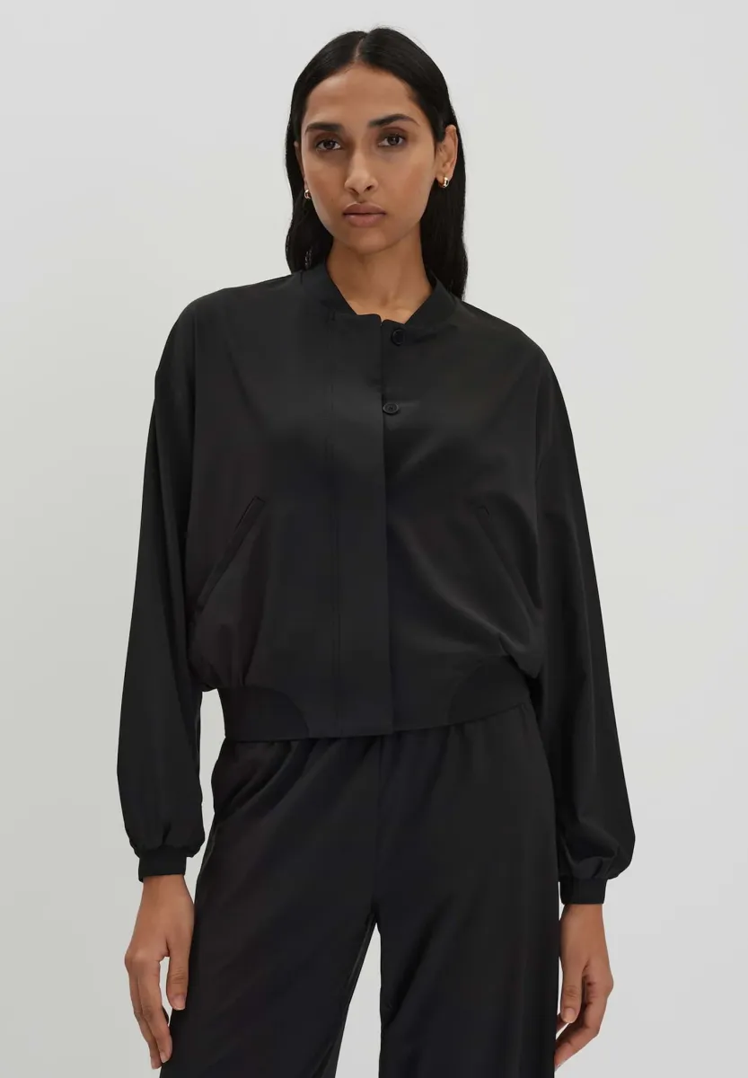 REGULAR FIT - Bomberjacke - black