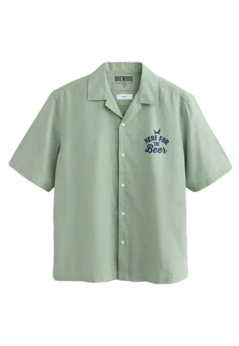 REGULAR FIT - BREWDOG PRINTED SHORT SLEEVE WITH CUBAN COLLAR . - Hemd - sage green