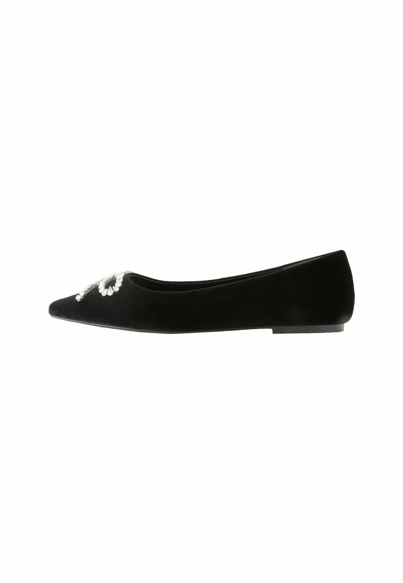 REGULAR FIT - FOREVER COMFORT POINTED TOE JEWELLED BOW  - Klassischer Ballerina - new black satin