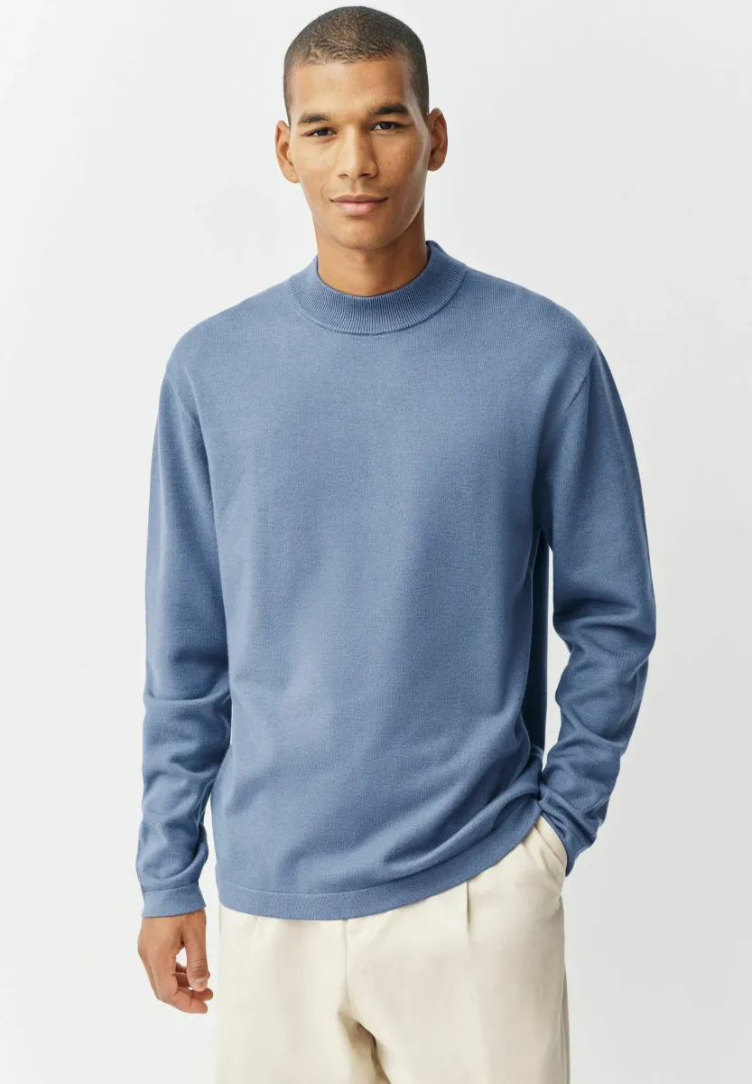 REGULAR FIT HIGH CREW NECK - Strickpullover - blue