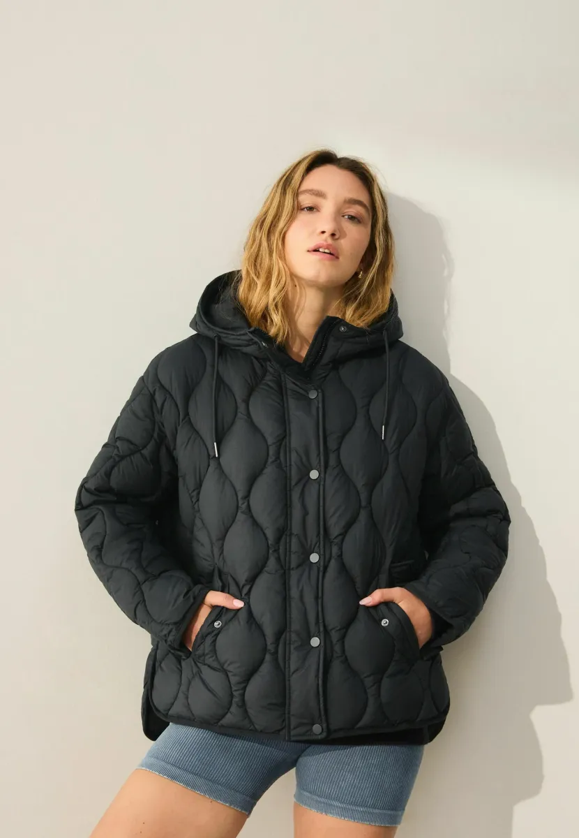 REGULAR FIT  - LIGHTWEIGHT QUILTED - Winterjacke - black
