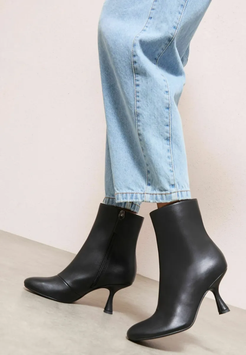 REGULAR FIT - MID - Stiefelette - black