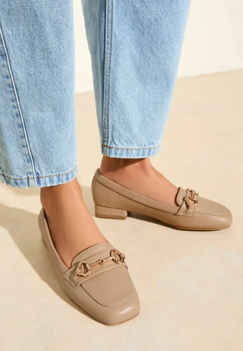 REGULAR FIT - SNAFFLE SQAURE TOE LOW BLOCK HEEL COMFORT LOAFER - Slipper - taupe