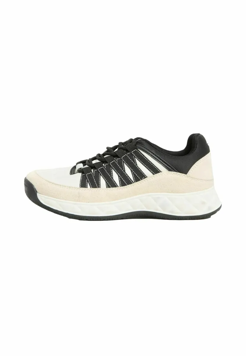 REGULAR FIT   - Sneaker low - black