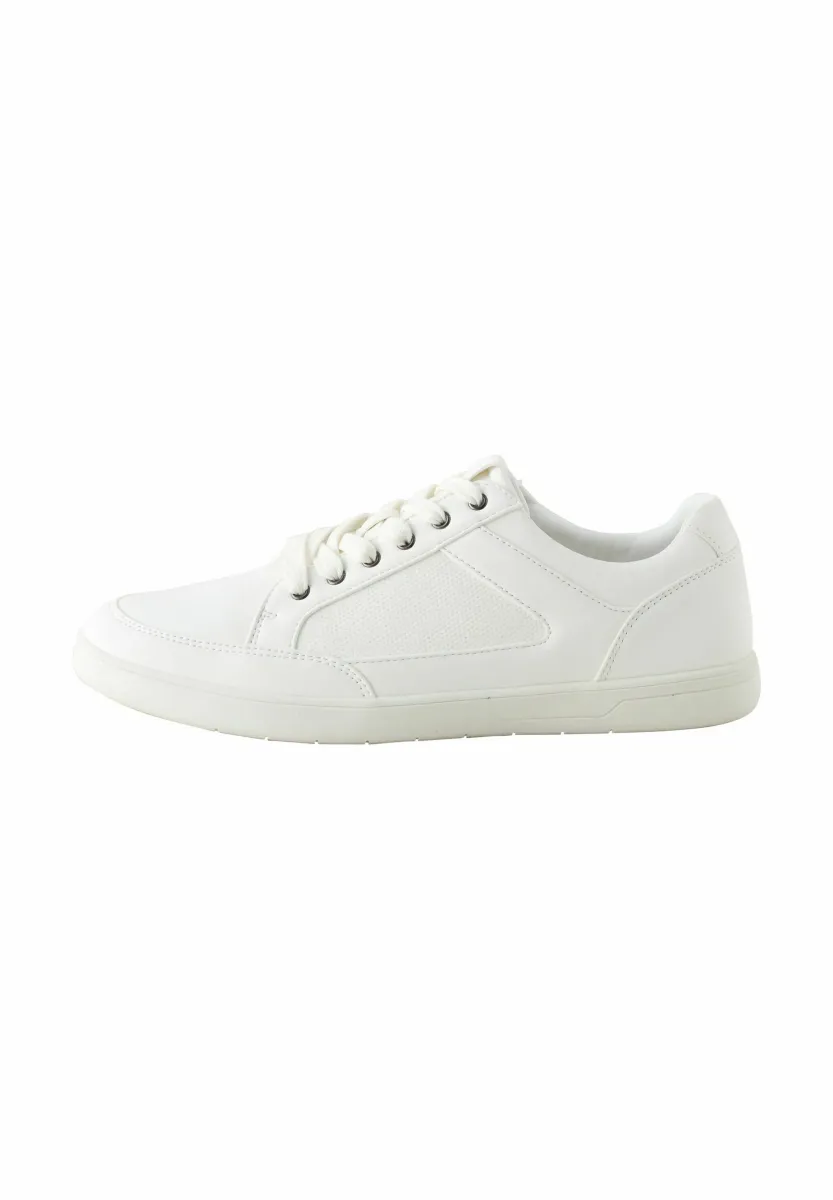 REGULAR FIT  - Sneaker low - white