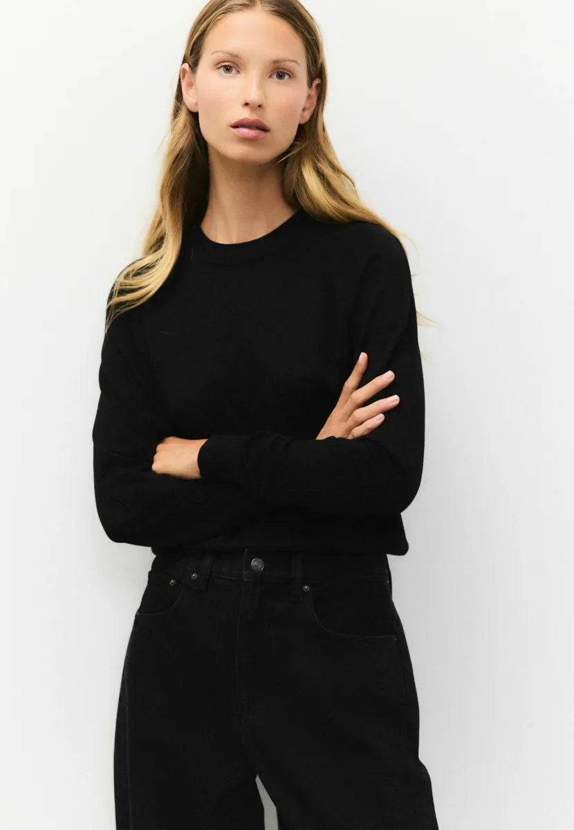 REGULAR FIT - SOFT TOUCH CREW NECK - Strickpullover - black