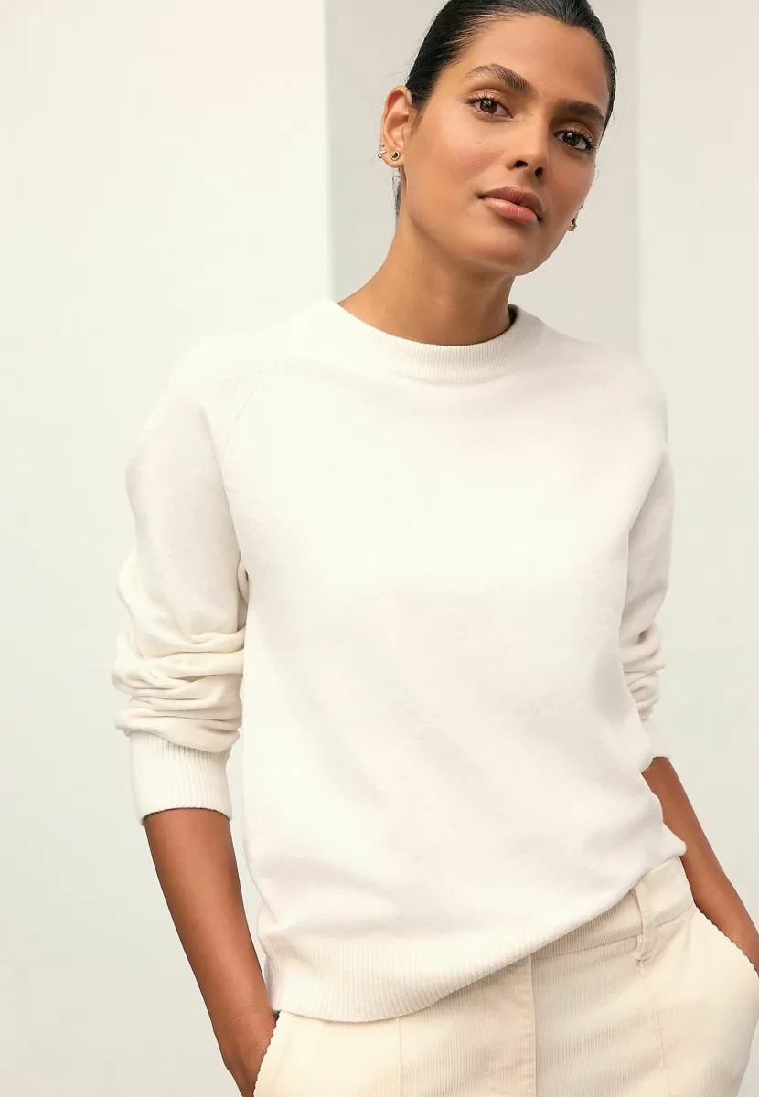 REGULAR FIT - SUPER SOFT CREW NECK LONG SLEEVE - Strickpullover - ecru