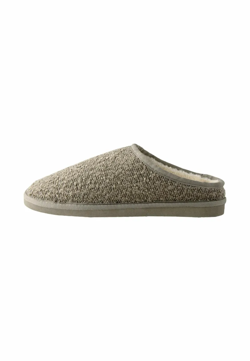 REGULAR FIT - TEXTURED - Hausschuh - khaki green