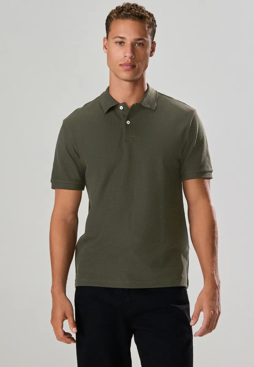 REGULAR FIT - TEXTURED SMART - Poloshirt - green
