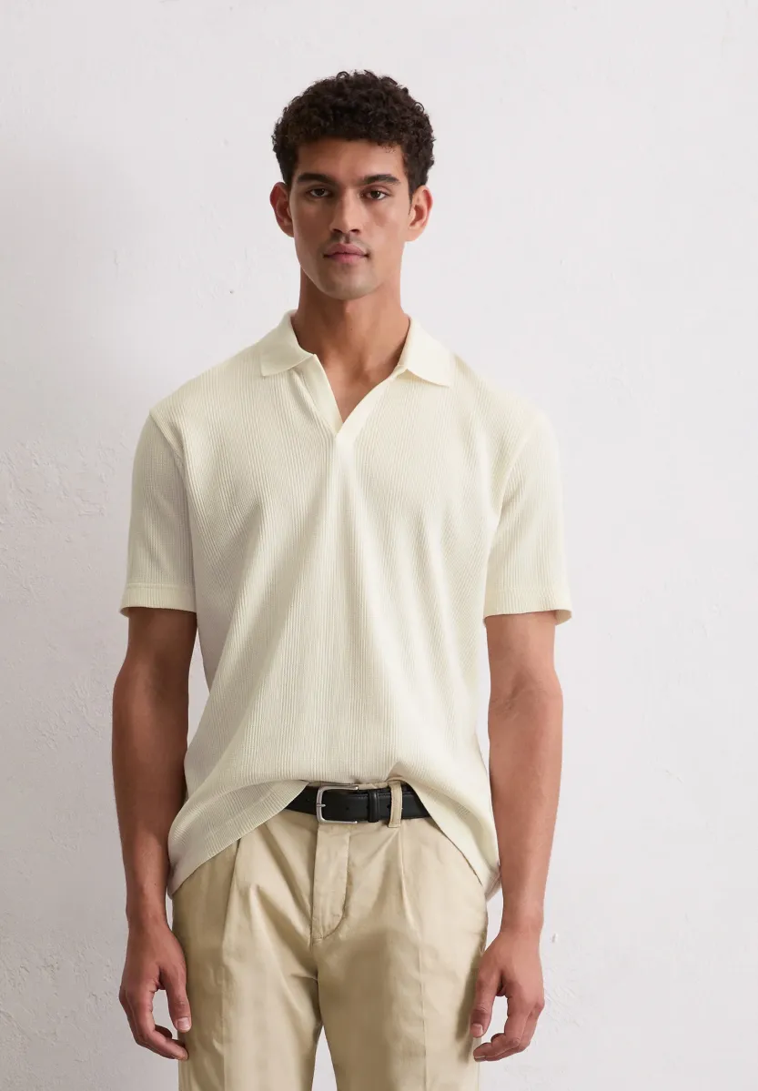 REGULAR MIT ELASTISCHER STRUKTUR   - Poloshirt - egg white