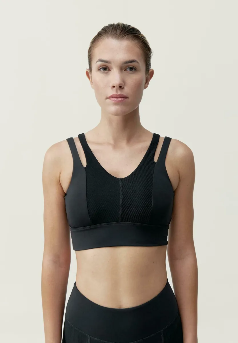 REKA - Top - black