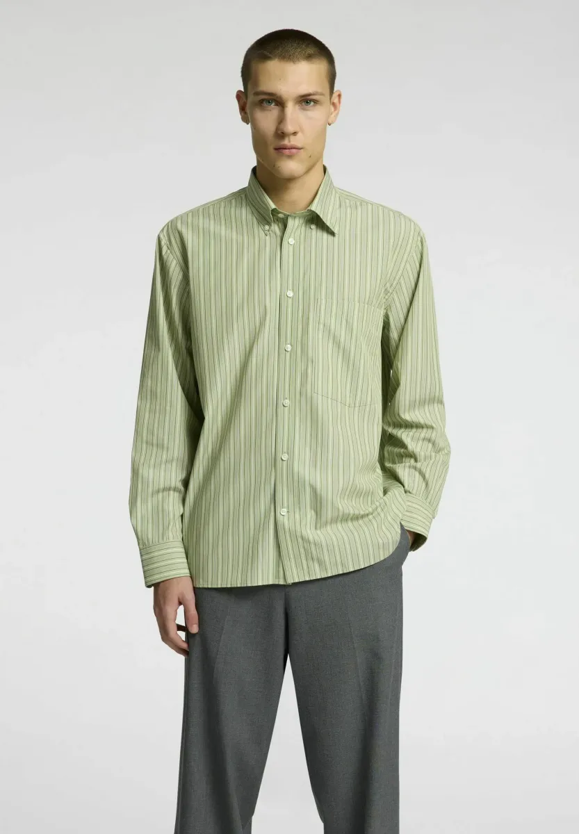 RELAXED FIT - Hemd - iceberg green