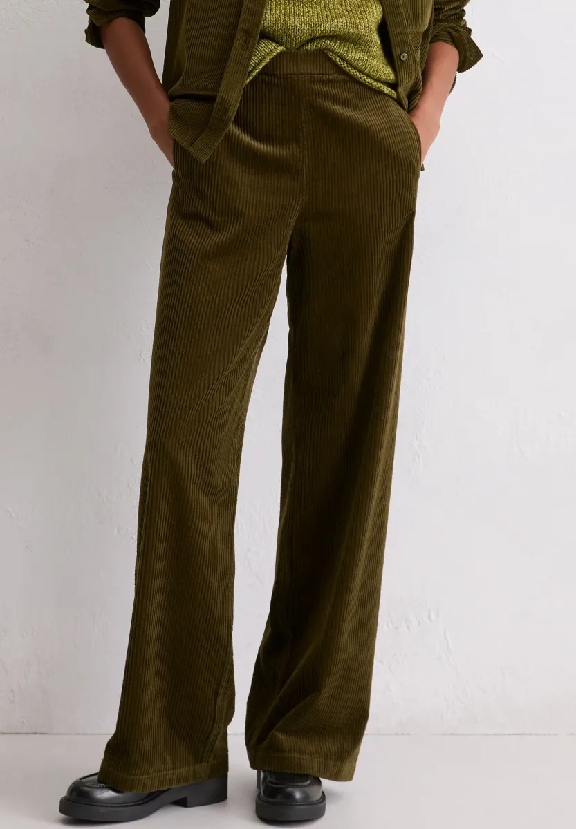RELAXED STYLE STRAIGHT FIT POCKET DETAILS - Stoffhose - mossy olive