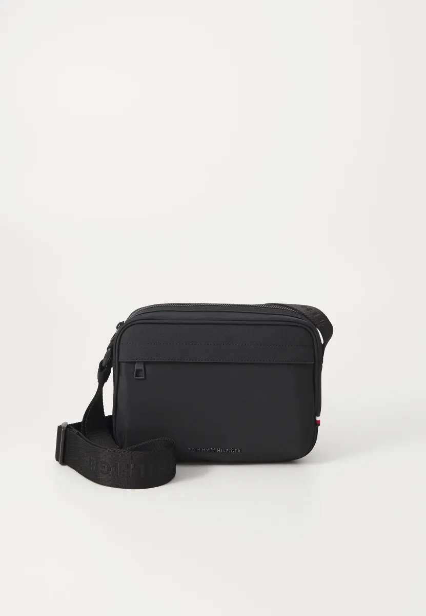REPREVE CAMERA BAG - Umhängetasche - black