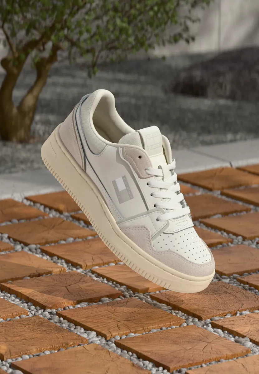 RETRO BASKET - Sneaker low - ecru/stratus grey