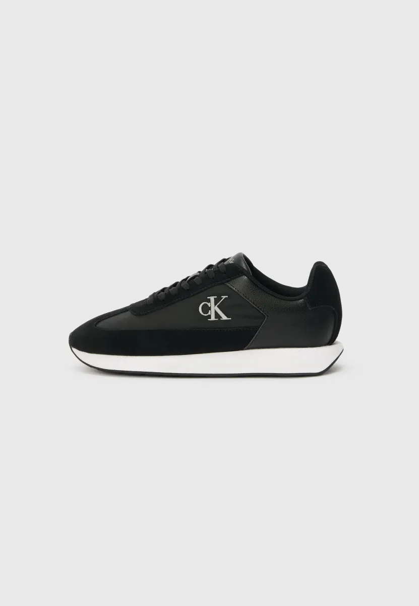 RETRO RUNNER - Sneaker low - black/white