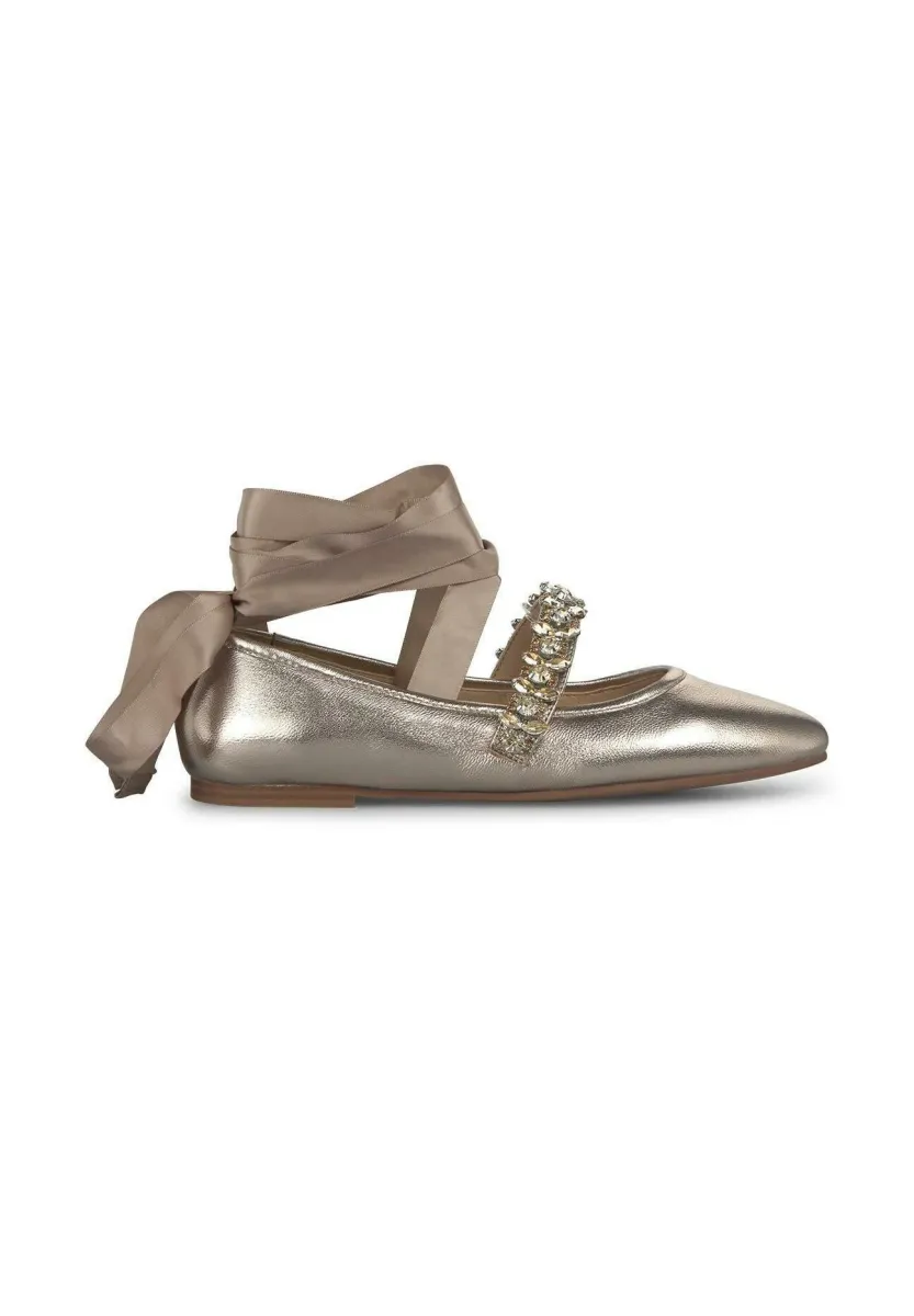 Riemchenballerina - bronce