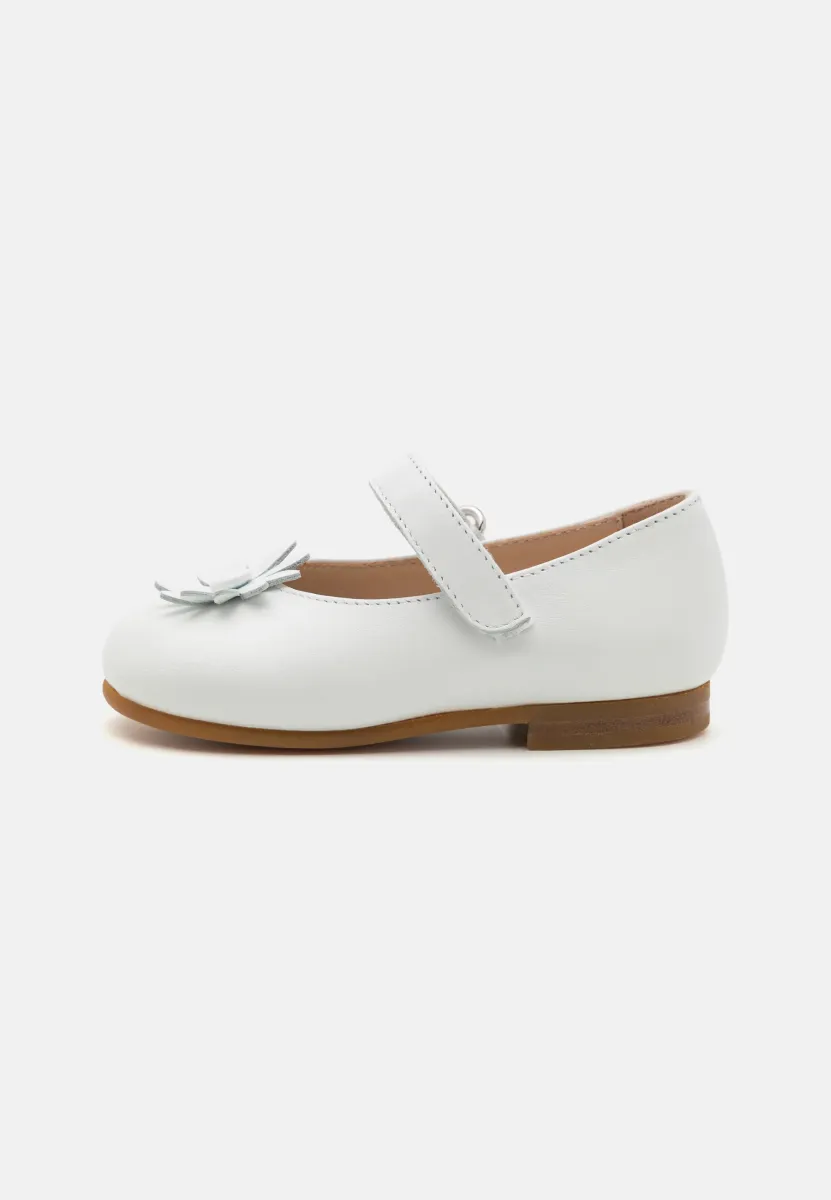 Riemchenballerina - white
