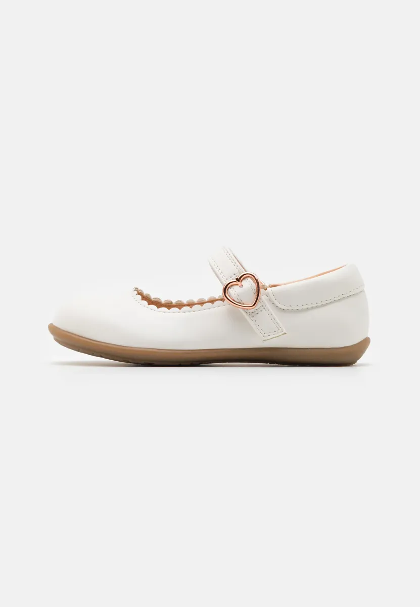 Riemchenballerina - white