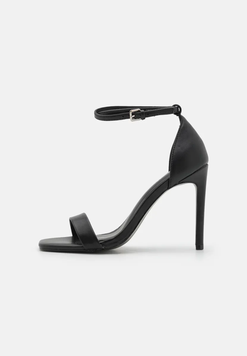 Riemensandalette - black