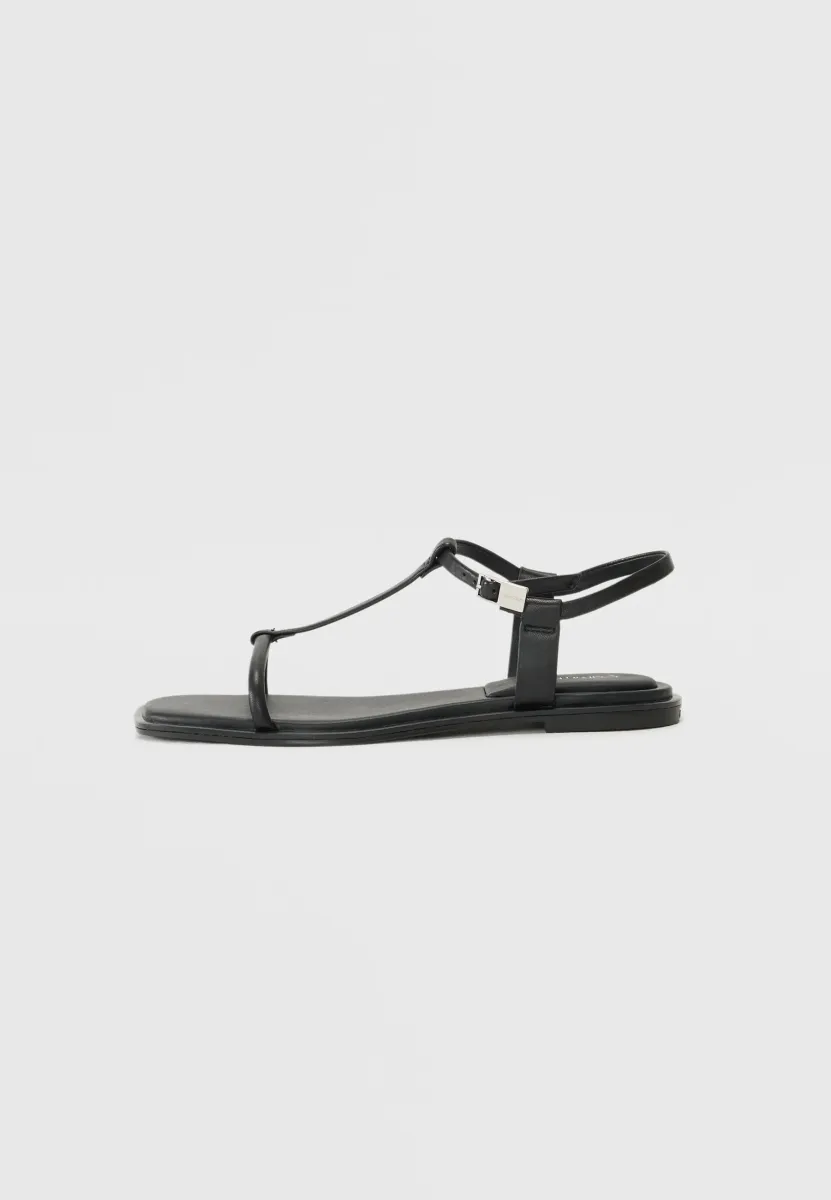 Riemensandalette - black
